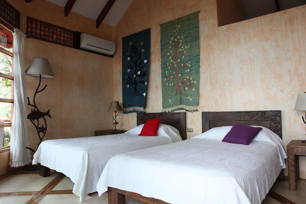 Hôtel Cala Mia à Boca Chica Extérieur photo