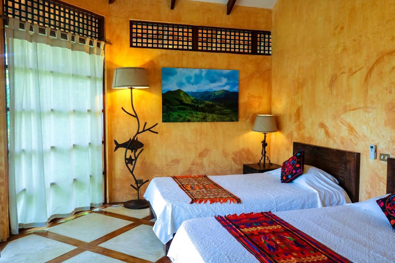 Hôtel Cala Mia à Boca Chica Extérieur photo